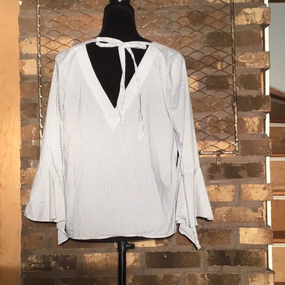 A. Byer Bell sleeve blouse white black pinstripes M - Picture 3 of 5